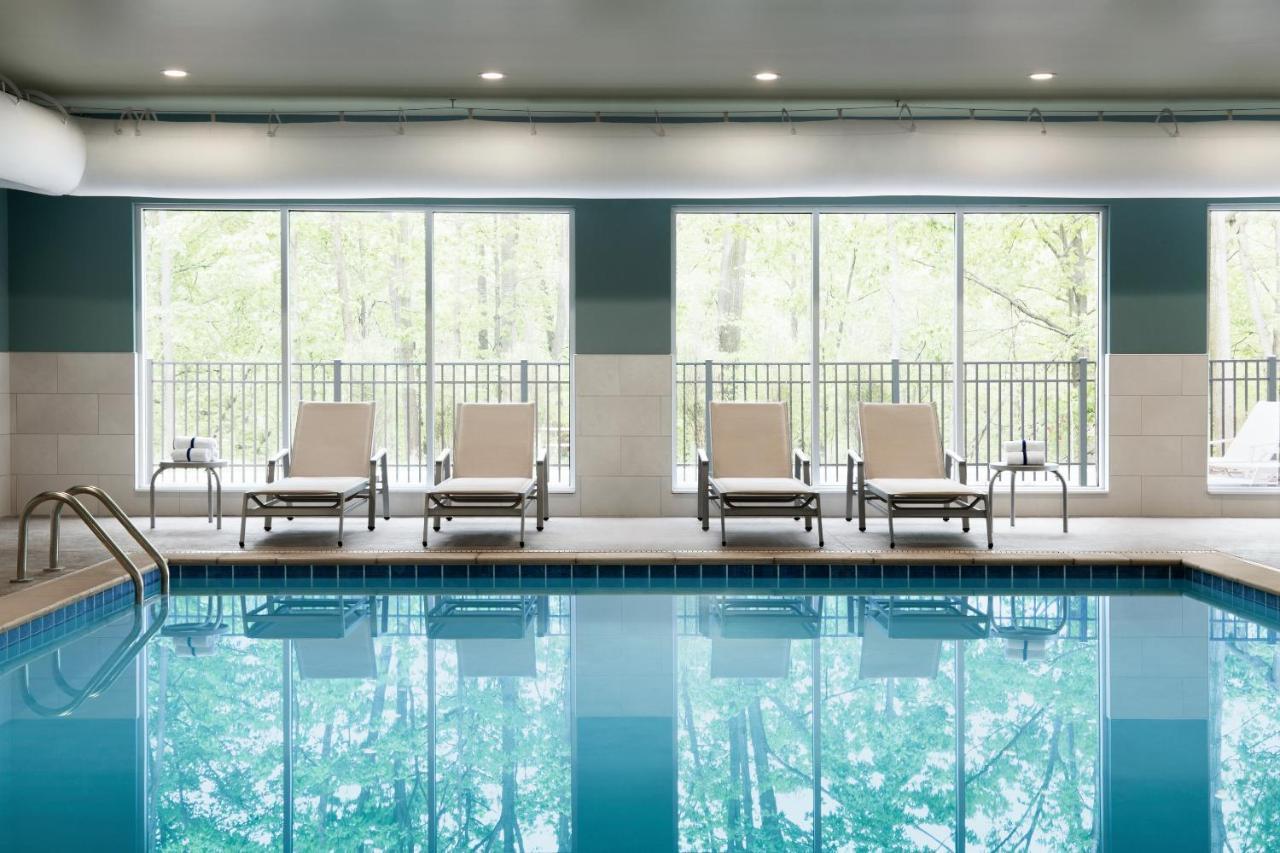 Holiday Inn Express & Suites - Calgary Airport Trail Ne By Ihg Luaran gambar