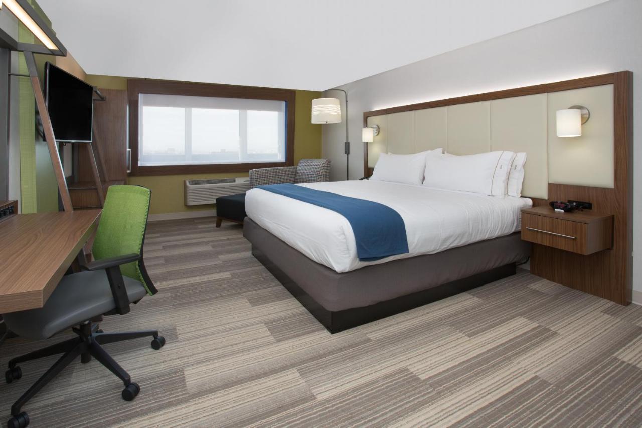 Holiday Inn Express & Suites - Calgary Airport Trail Ne By Ihg Luaran gambar